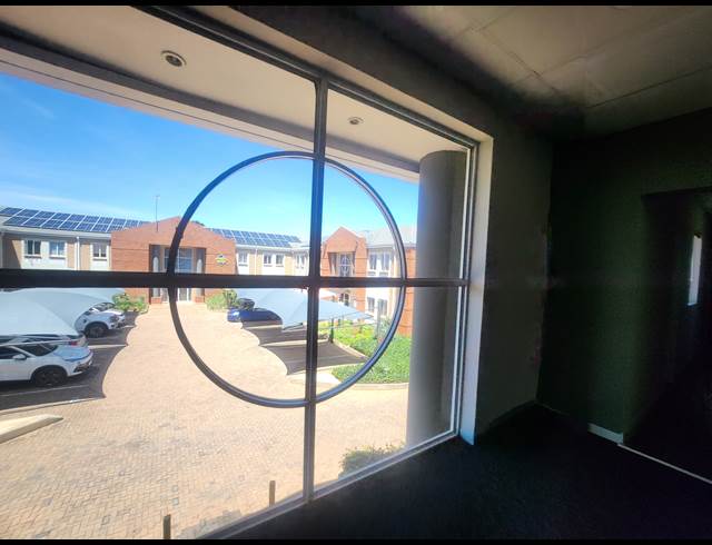 261M² OFFICE TO LET IN HALFWAY HOUSE