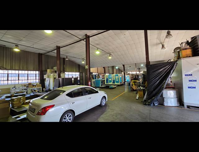 1,313M² WAREHOUSE TO LET IN ROBERTVILLE