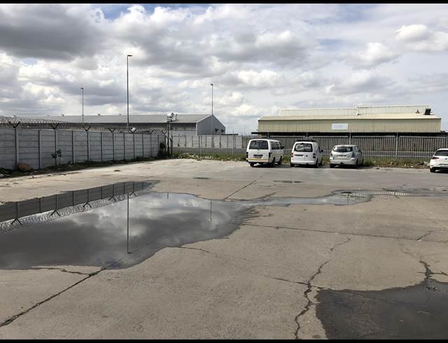 425M² FACTORY TO LET IN AIRPORT INDUSTRIA