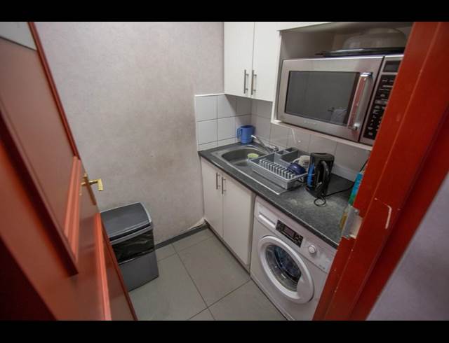 737M² STORAGE UNIT TO LET IN RANDJESPARK