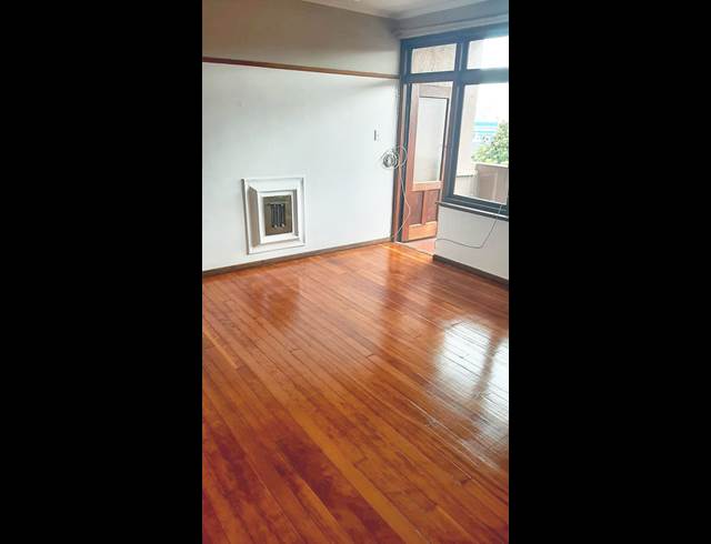 2 bed property to rent in WOODSTOCK