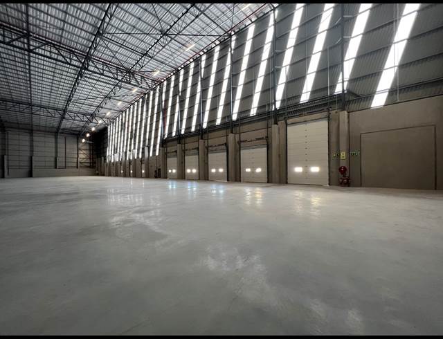 17,600M² WAREHOUSE TO LET IN PAROW INDUSTRIAL