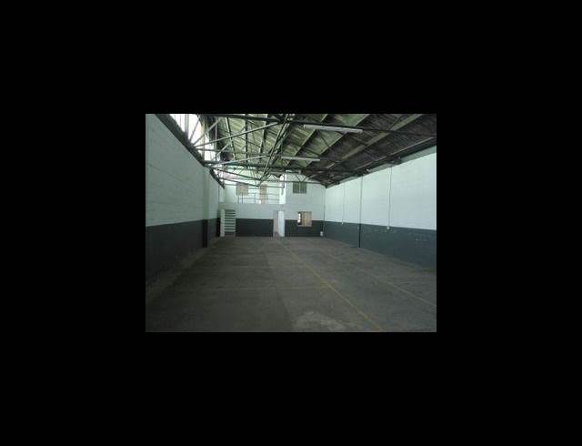 265M² WAREHOUSE TO LET IN EPPING INDUSTRIAL