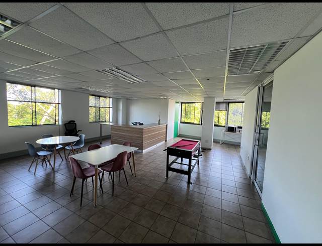 453M² OFFICE TO LET IN UMHLANGA RIDGE
