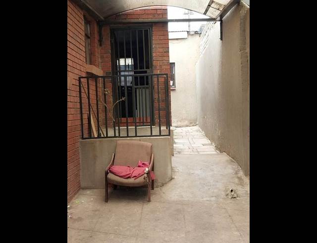 2 BEDROOM PROPERTY TO RENT IN MEADOWLANDS
