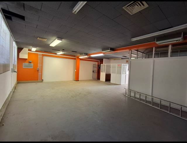 181M² WAREHOUSE TO LET IN ARCADIA