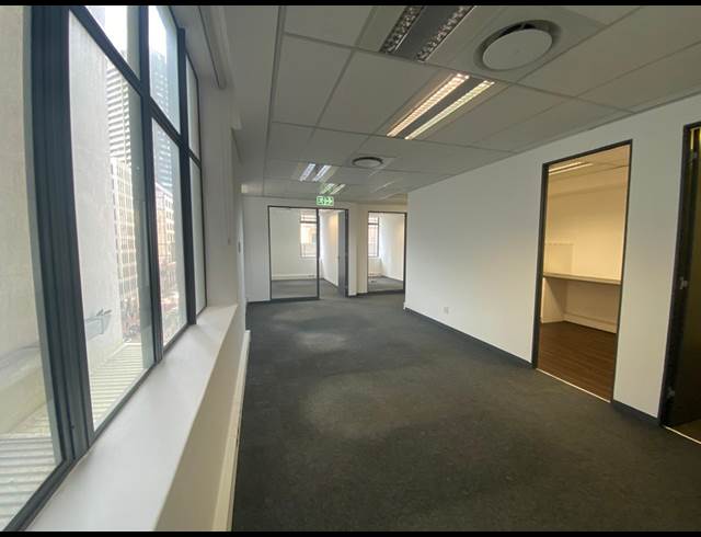 340M² OFFICE TO LET IN CAPE TOWN CITY CENTRE