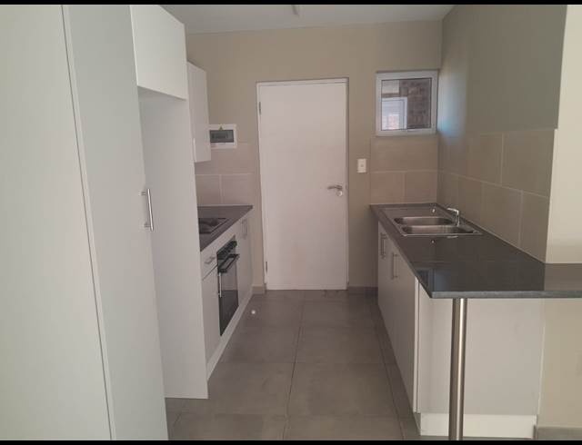 2 BEDROOM PROPERTY TO RENT IN ELANDSFONTEIN