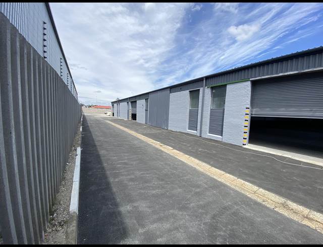 650M² WAREHOUSE TO LET IN EPPING INDUSTRIAL