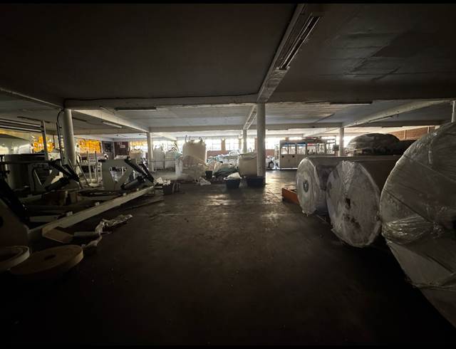 2,250M² WAREHOUSE TO LET IN PHOENIX INDUSTRIAL