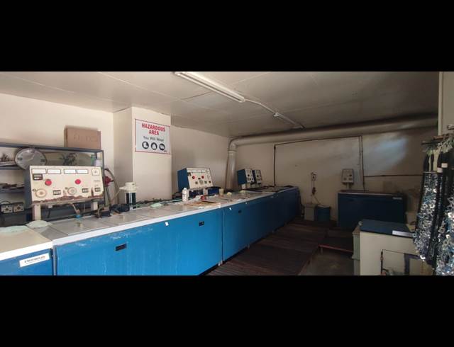 800M² OFFICE TO LET IN ALBERTON NORTH