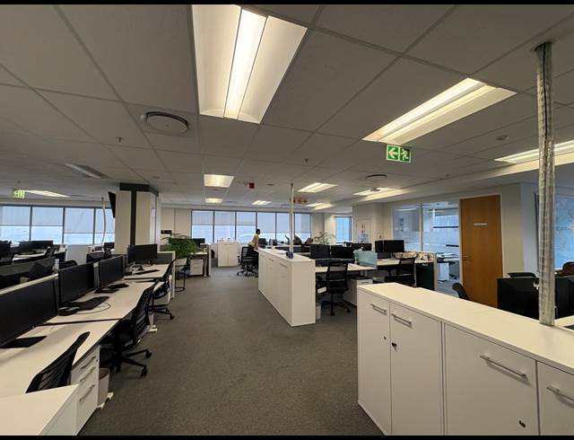 2,004M² OFFICE TO LET IN CAPE TOWN CITY CENTRE