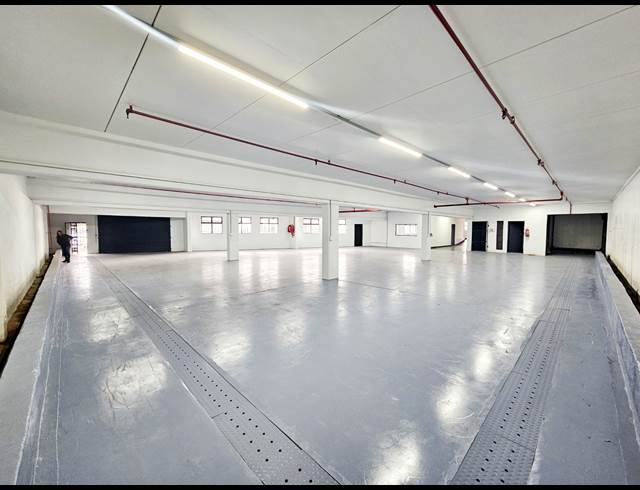 632M² FACTORY TO LET IN WESTMEAD