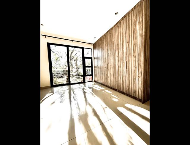 2 BEDROOM APARTMENT TO LET IN SANDTON CENTRAL