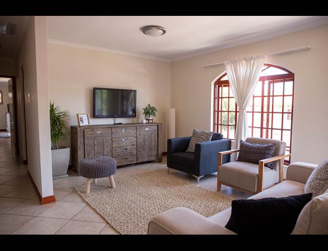 3 bed property to rent in RISIDALE