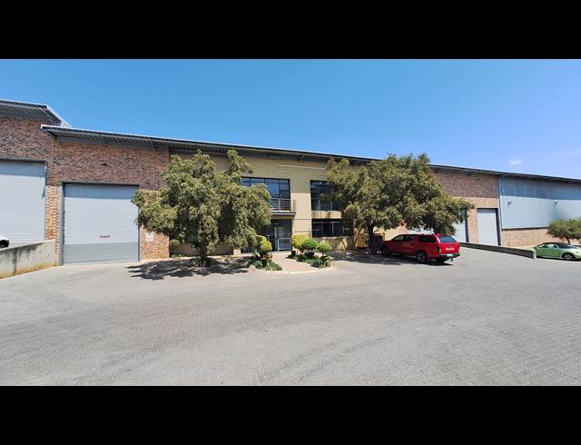 963M² WAREHOUSE TO LET IN NORTH RIDING