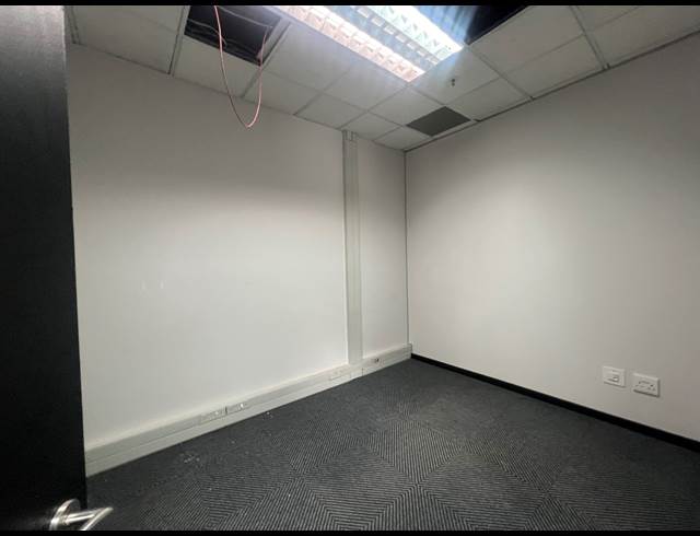 981M² OFFICE TO LET IN ROSEBANK