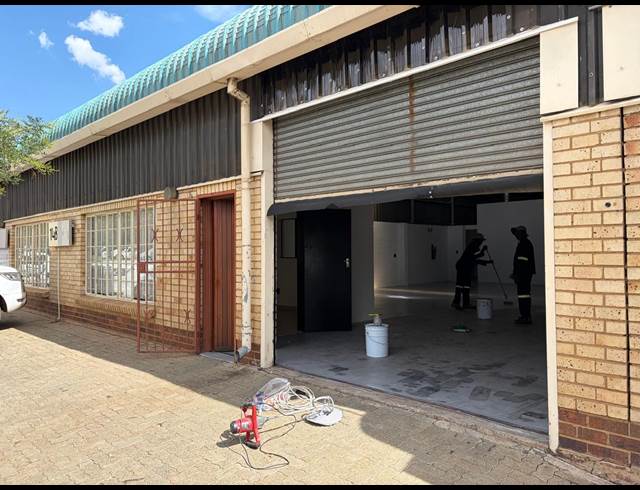 175M² WAREHOUSE TO LET IN ALBERTON CENTRAL