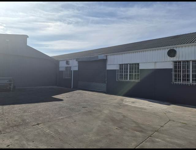 3,408M² WAREHOUSE TO LET IN BLACKHEATH INDUSTRIAL