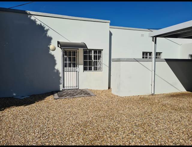 1 bed property to rent in WORCESTER CENTRAL