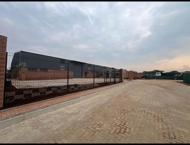 1,026M² WAREHOUSE TO LET IN SUNDERLAND RIDGE
