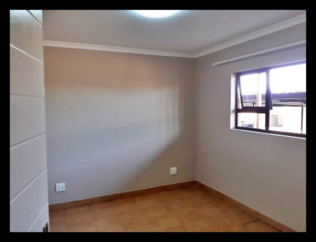 1 BEDROOM PROPERTY TO RENT IN DOUGLAS VALLEY