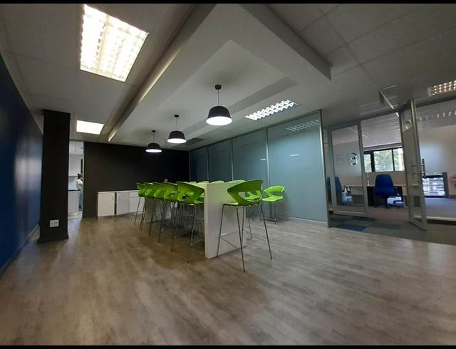 47M² OFFICE TO LET IN IRENE