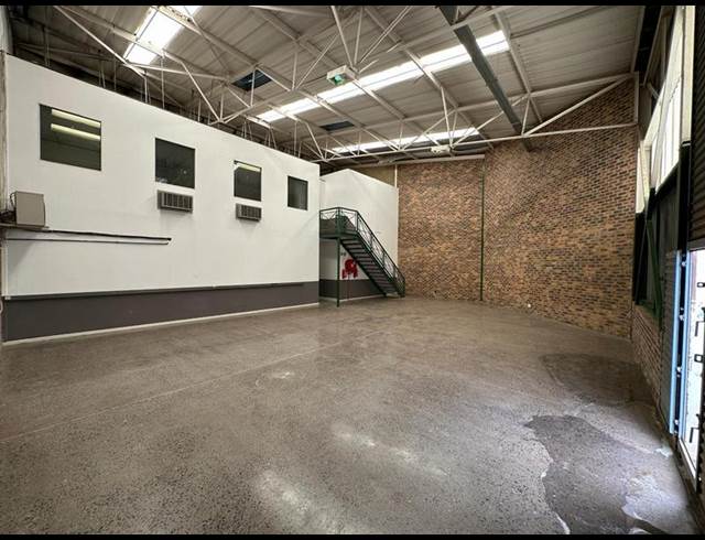 INDUSTRIAL PROPERTY TO RENT IN RANDJESPARK