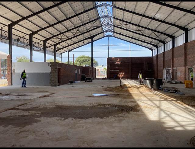 1,113M² WAREHOUSE RENTED IN EPPING INDUSTRIAL