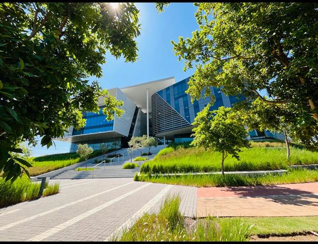510M² OFFICE TO LET IN WATERFALL
