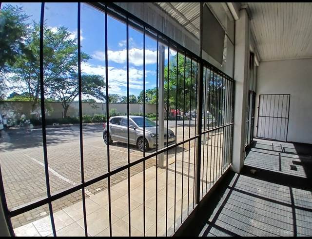 160M² RETAIL TO LET IN WHITE RIVER CENTRAL
