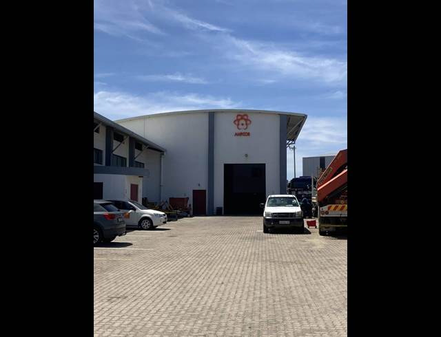 1,399M² WAREHOUSE RENTED IN CAPRICORN