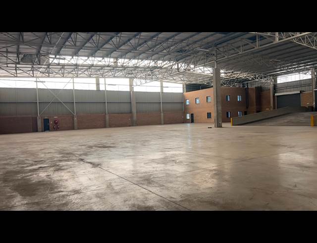 4,989.10M² WAREHOUSE TO LET IN GOSFORTH PARK