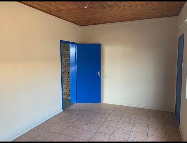 245M² WORKSHOP TO LET IN ROCKY DRIFT