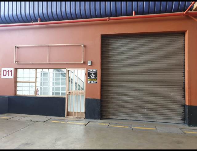 152M² WAREHOUSE TO LET IN STEELEDALE