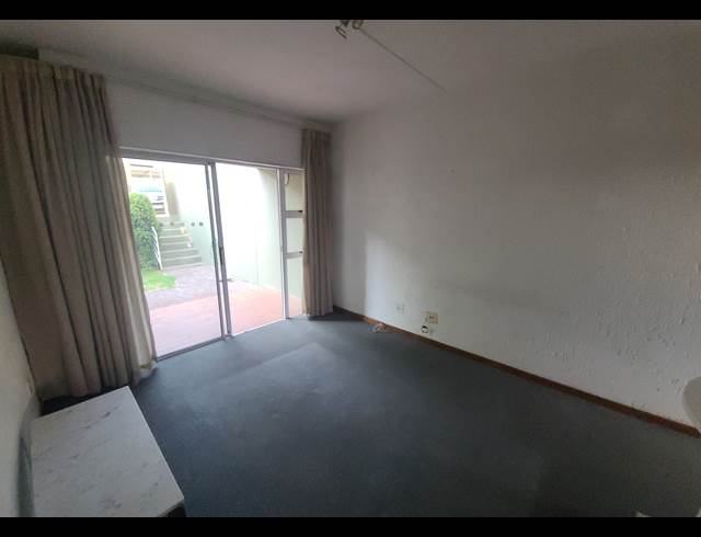 1 BEDROOM APARTMENT TO LET IN GLENHAZEL