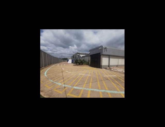 5,255M² WAREHOUSE TO LET IN RIVERHORSE VALLEY