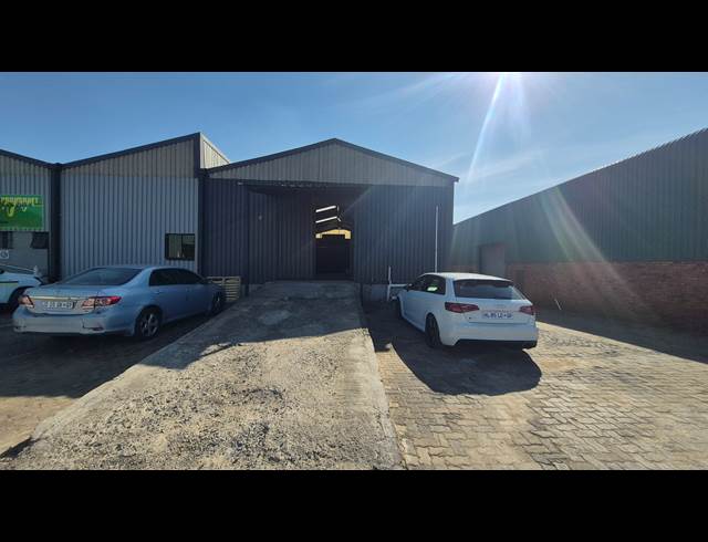 340M² FACTORY TO LET IN ANDERBOLT