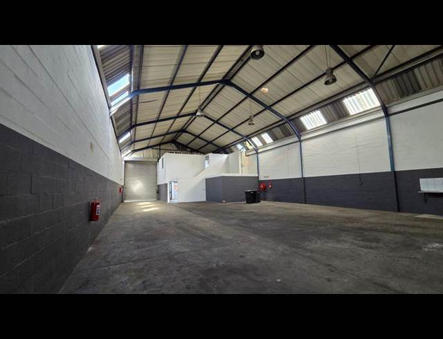 INDUSTRIAL PROPERTY TO RENT IN STIKLAND INDUSTRIAL