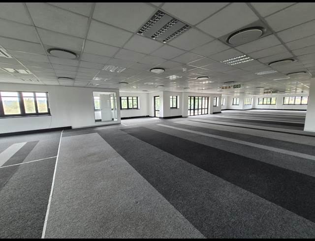 544M² OFFICE TO LET IN SANDTON CENTRAL