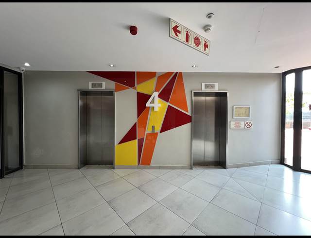 457M² OFFICE TO LET IN CENTURION CENTRAL