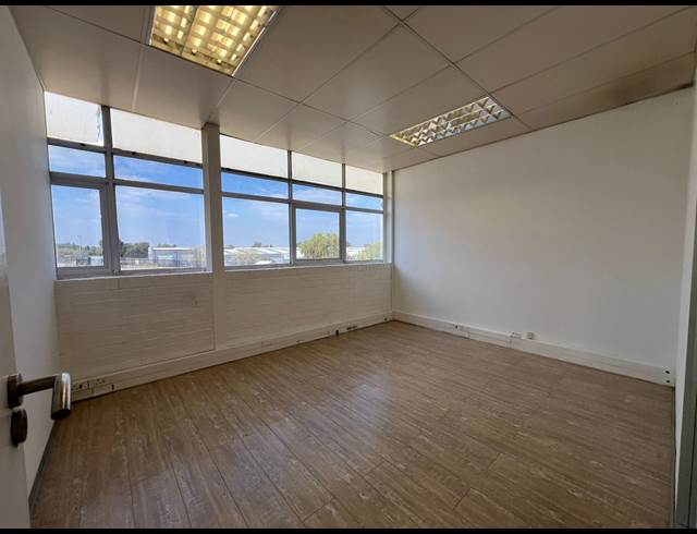 799M² WAREHOUSE TO LET IN RANDJESPARK