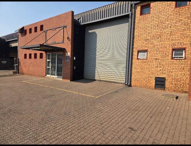 320M² WORKSHOP TO LET IN VAALBANK