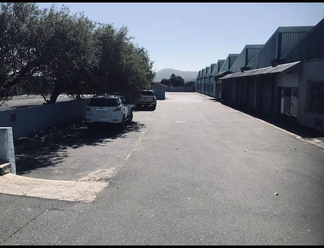 2,577M² WAREHOUSE TO LET IN PAROW INDUSTRIAL