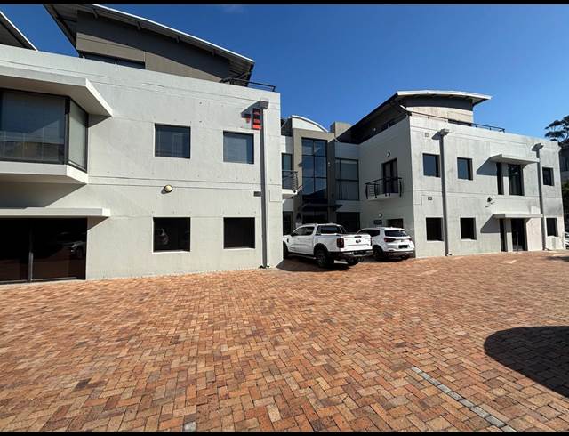 169M² OFFICE TO LET IN TYGER WATERFRONT