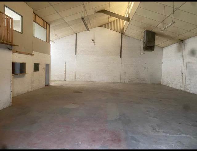 258M² MINI FACTORY TO LET IN ATHLONE