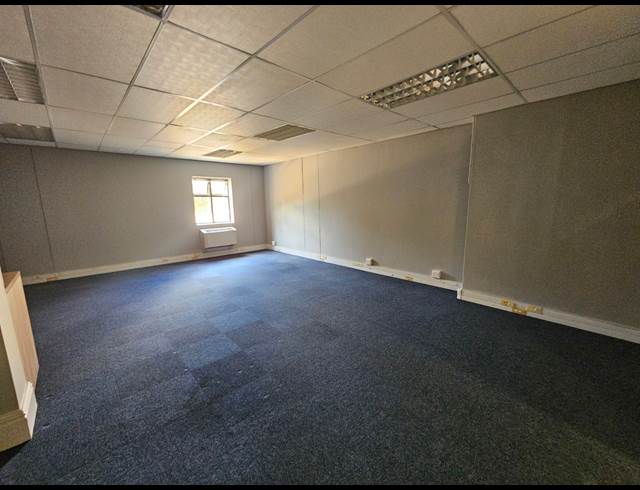 60M² OFFICE TO LET IN TYGER VALLEY