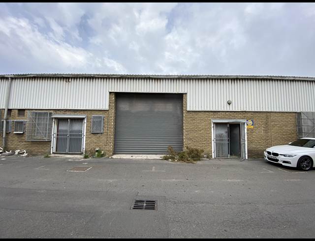 720M² SERVICE STATION TO LET IN EPPING INDUSTRIAL
