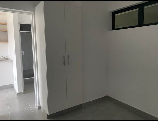 2 BEDROOM APARTMENT TO LET IN SALT ROCK