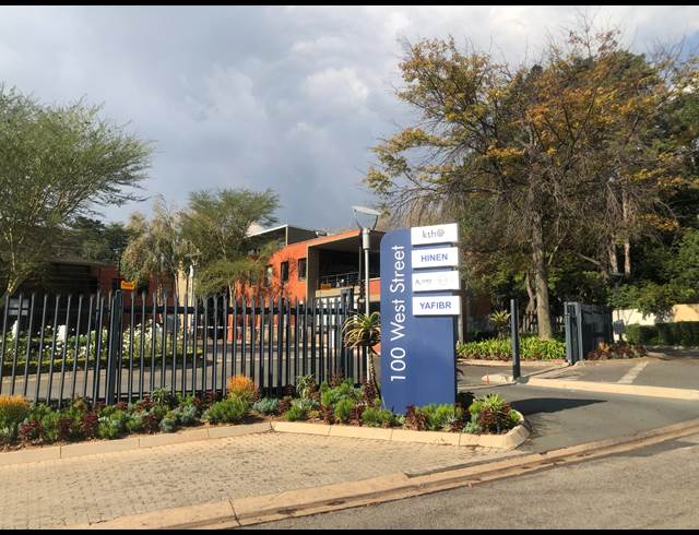 595M² RETAIL TO LET IN SANDTON CENTRAL